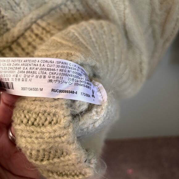 Chunky Knit Cardigan Sweater with Flower Rhinestone Buttons - Picture 6 of 6